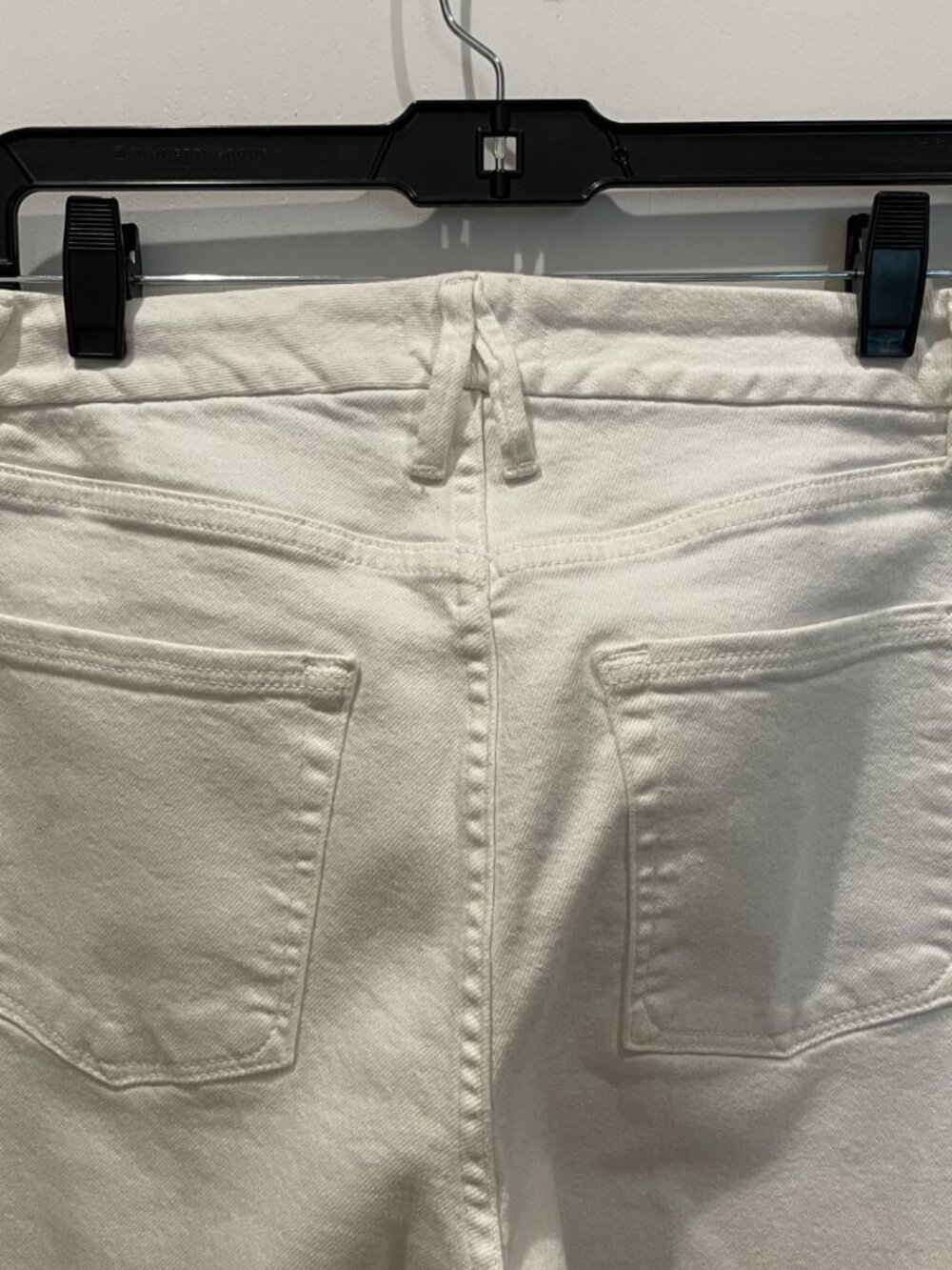 Good American White Ankle Jeans - Size 8/29 - Frayed Hem - Retail $159 - Picture 3 of 4